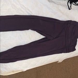 Lulu Capri leggings